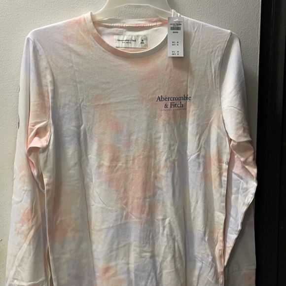 Tye Dye Soft Abercrombie & Fitch Tee - Picture 3 of 5